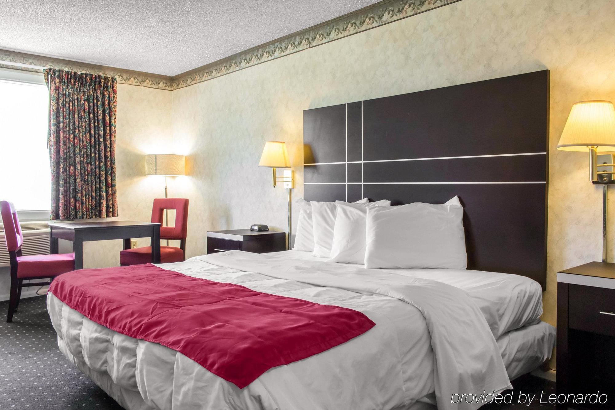 Oceanside Lodge Marmora 외부 사진